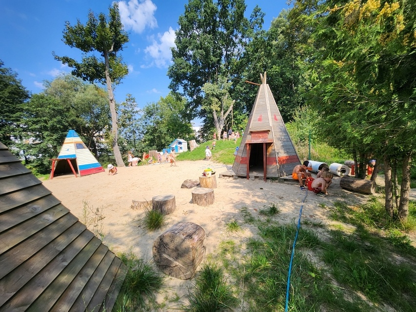 476,25 zł - tyle miesięcznie kosztuje teraz najlepsze niepubliczne przedszkole w Elblągu. Taniej nie zdjęcie nr 343959