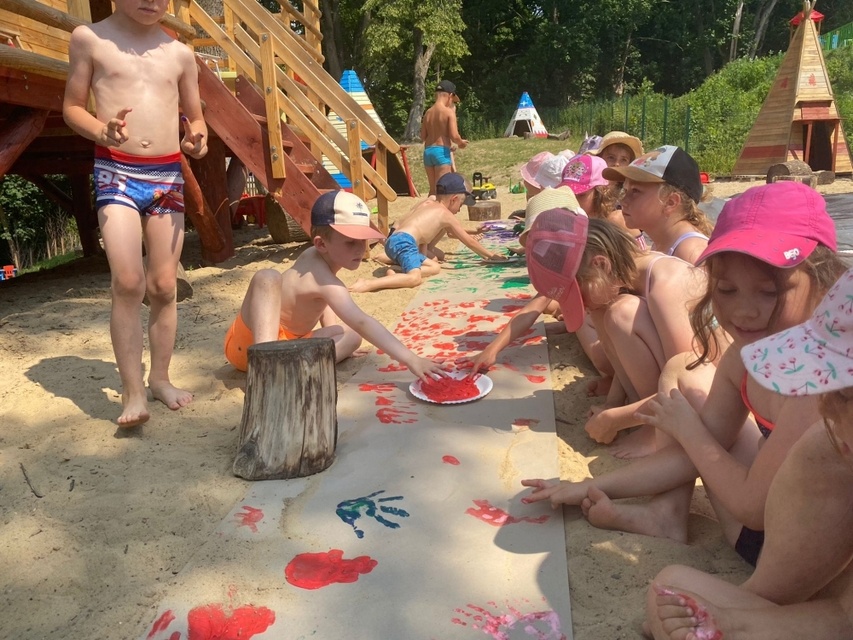 476,25 zł - tyle miesięcznie kosztuje teraz najlepsze niepubliczne przedszkole w Elblągu. Taniej nie zdjęcie nr 343975