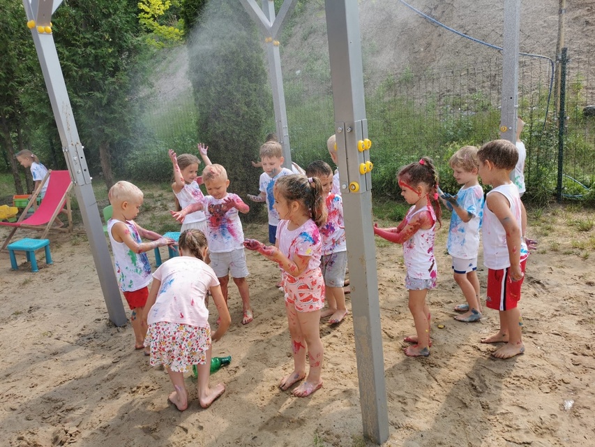 476,25 zł - tyle miesięcznie kosztuje teraz najlepsze niepubliczne przedszkole w Elblągu. Taniej nie zdjęcie nr 344010