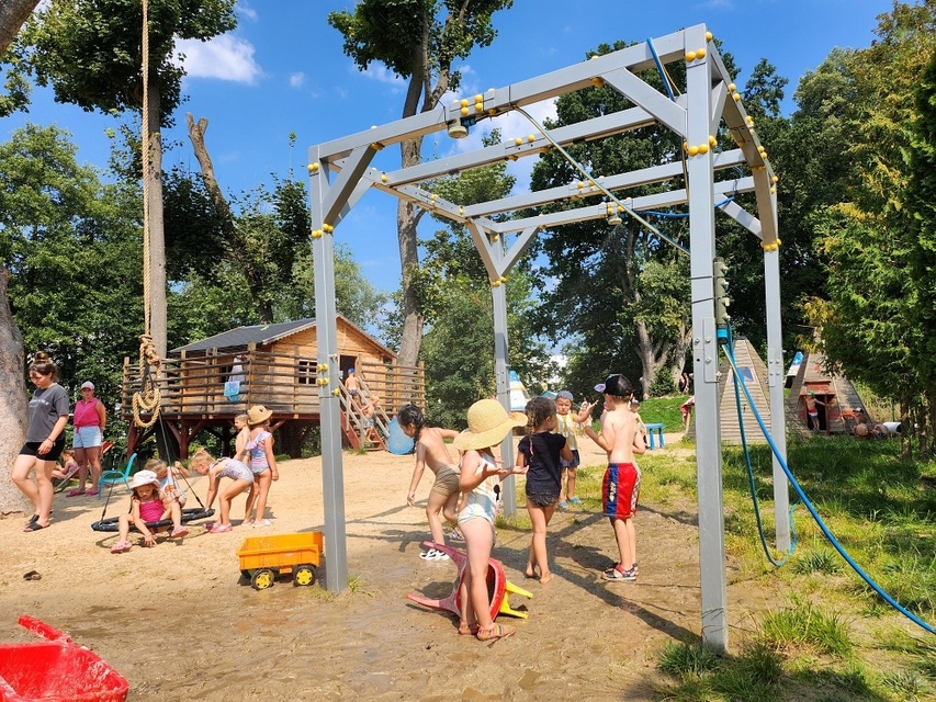 476,25 zł - tyle miesięcznie kosztuje teraz najlepsze niepubliczne przedszkole w Elblągu. Taniej nie zdjęcie nr 343961