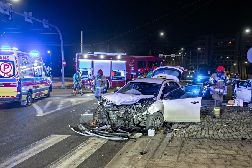 Wypadek przy szkole muzycznej zdjęcie nr 344061