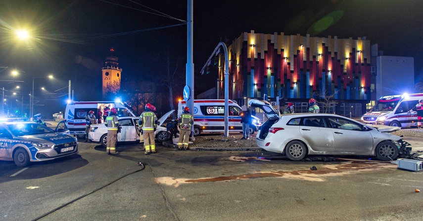 Wypadek przy szkole muzycznej zdjęcie nr 344066