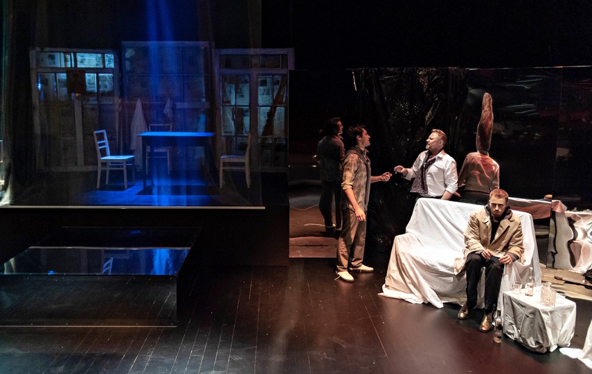 Raskolnikow zabija w teatrze zdjęcie nr 344134