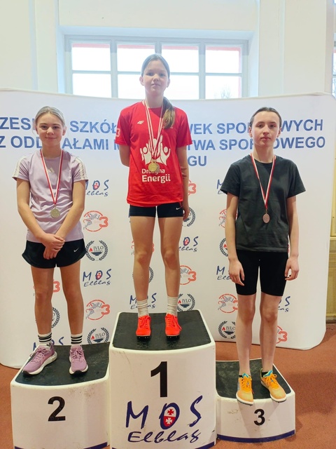 Najlepsi szkolni lekkoatleci w Elblągu zdjęcie nr 344238