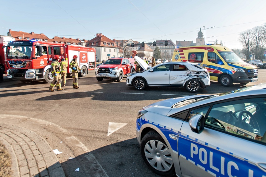 Zderzyli się z wozem strażackim zdjęcie nr 344242