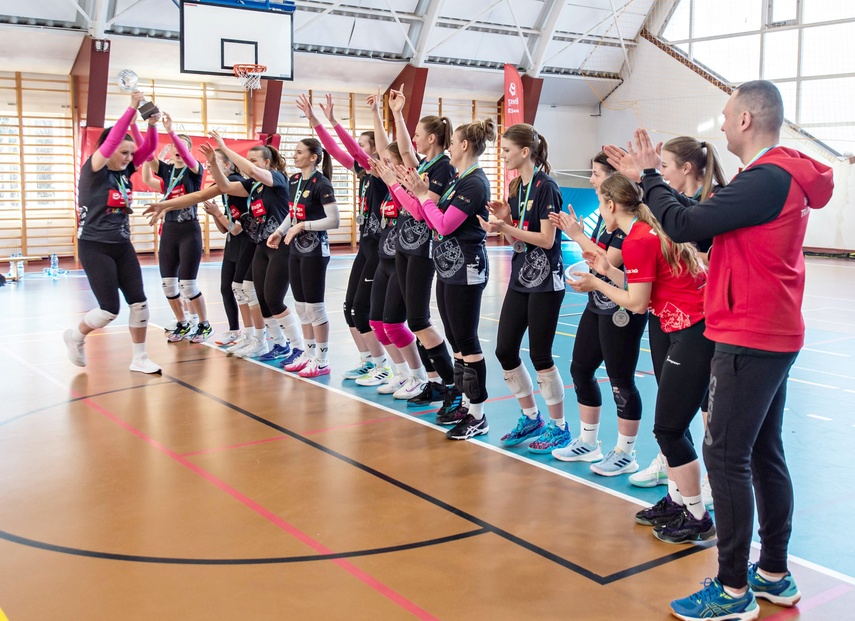 Srebro, a to jeszcze nie koniec zdjęcie nr 344332