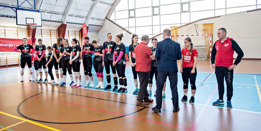 Srebro, a to jeszcze nie koniec zdjęcie nr 344331