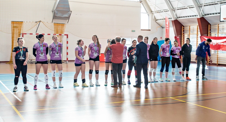 Srebro, a to jeszcze nie koniec zdjęcie nr 344325