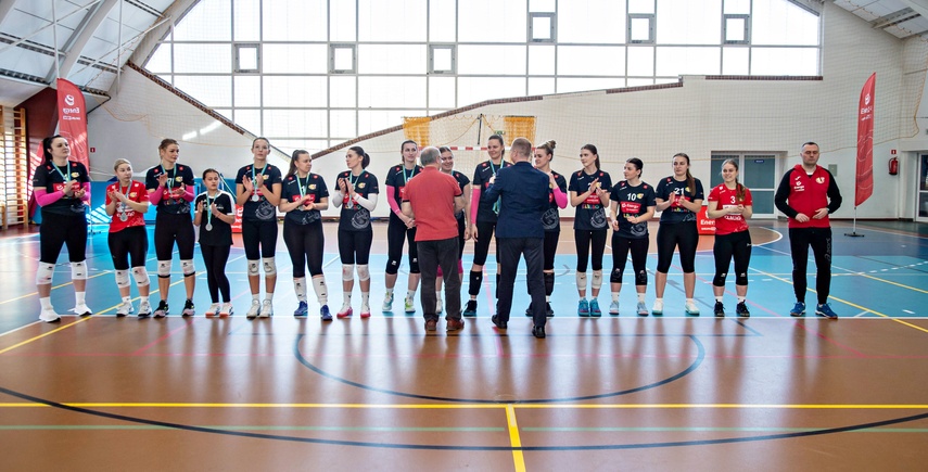 Srebro, a to jeszcze nie koniec zdjęcie nr 344330