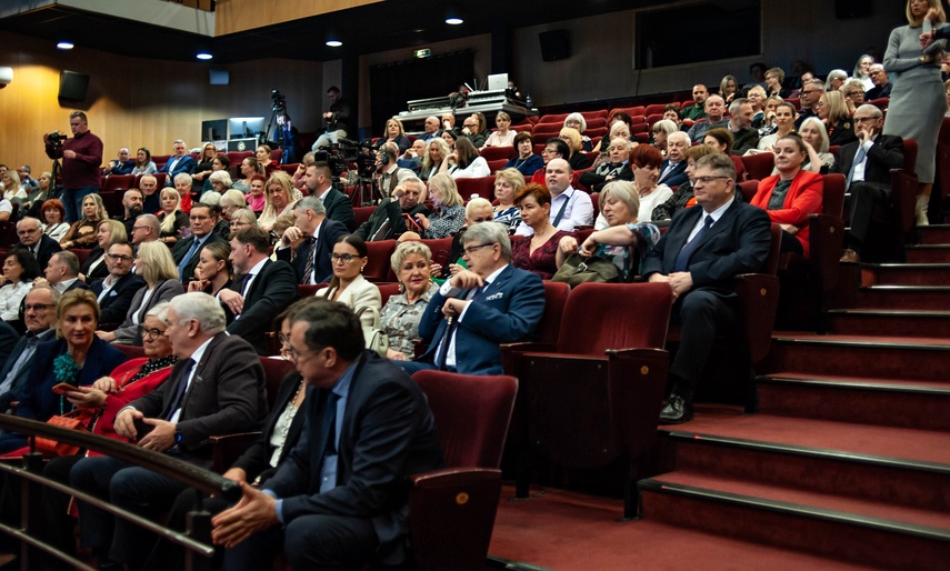 Laureaci Nagród Prezydenta Elbląga za 2025 rok zdjęcie nr 344341