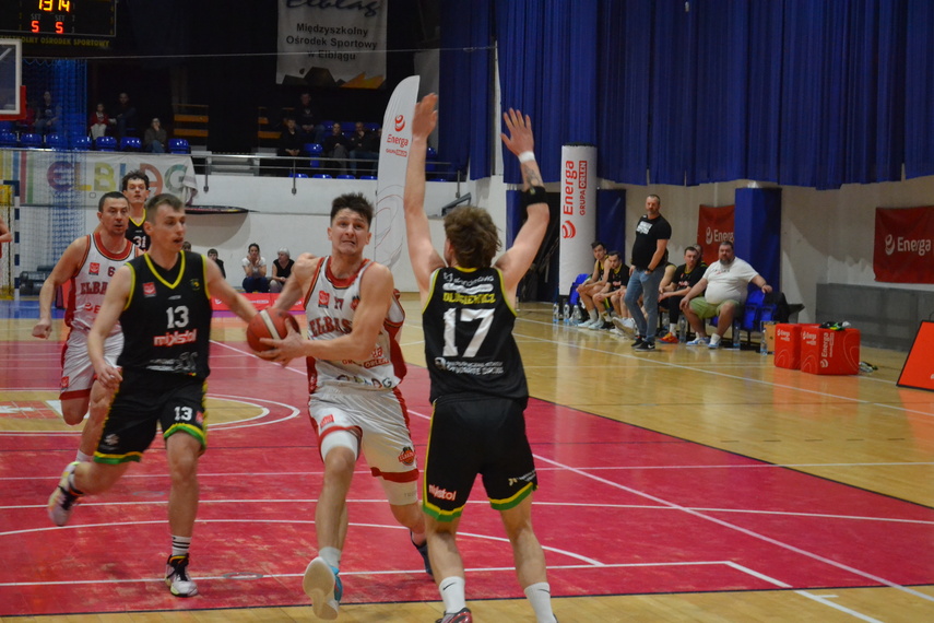 Elbasket wygrywa z liderem zdjęcie nr 344617