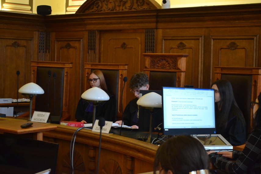 Proszę wstać, sąd idzie zdjęcie nr 344692