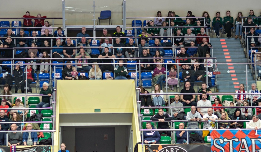 Start wraca na bezpieczną pozycję zdjęcie nr 344935