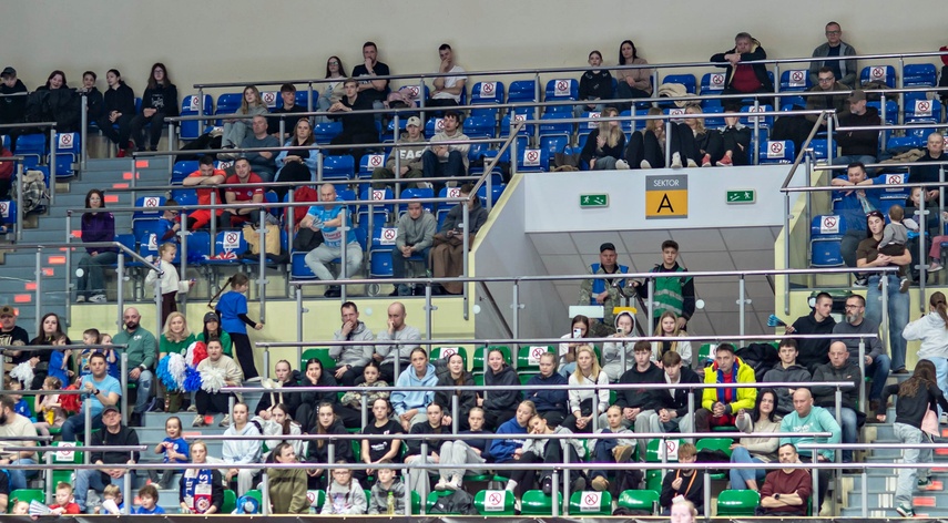 Start wraca na bezpieczną pozycję zdjęcie nr 344936