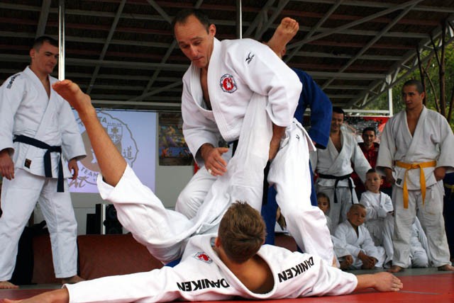 Jubileusz w rodzinnej atmosferze (judo) zdjęcie nr 27810