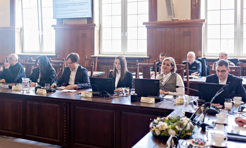 Sesja Rady Miejskiej. Czym zajmowali się radni zdjęcie nr 345116