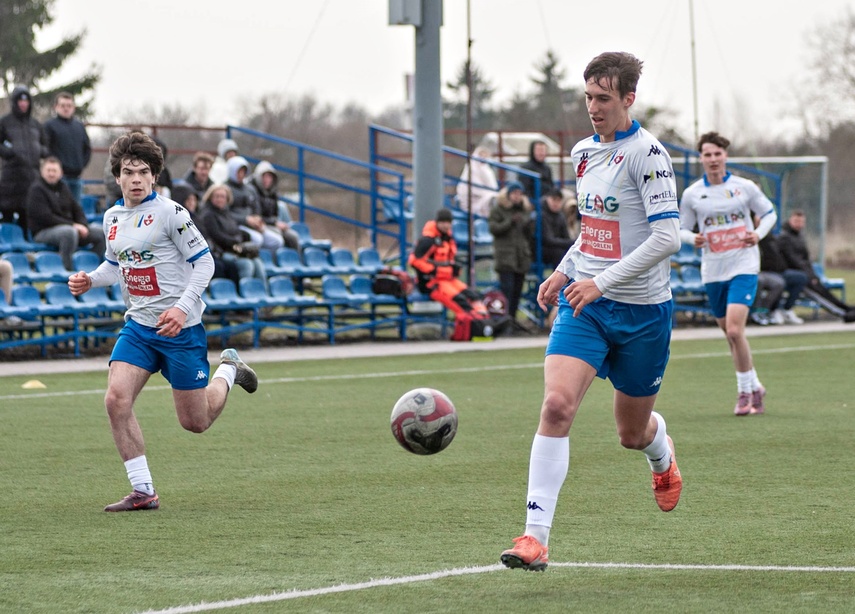 Sukces i surowa weryfikacja zdjęcie nr 345384