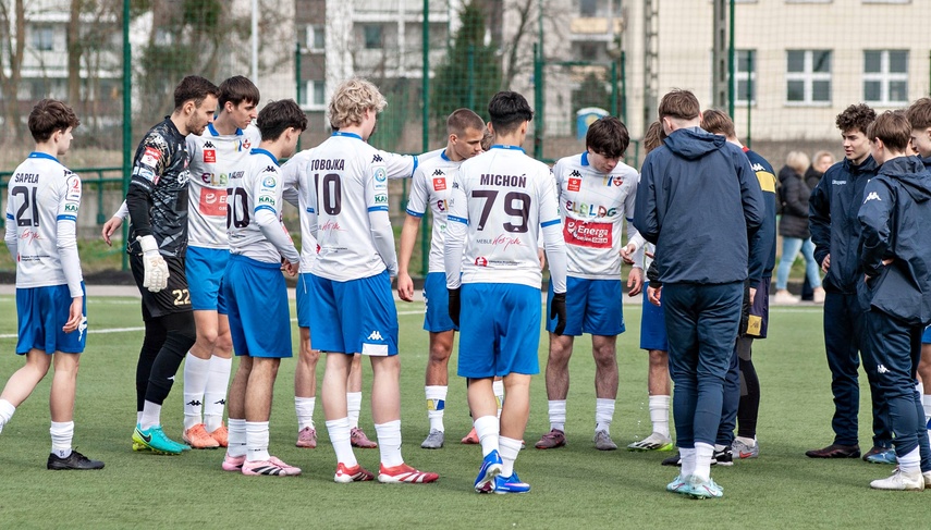 Sukces i surowa weryfikacja zdjęcie nr 345364