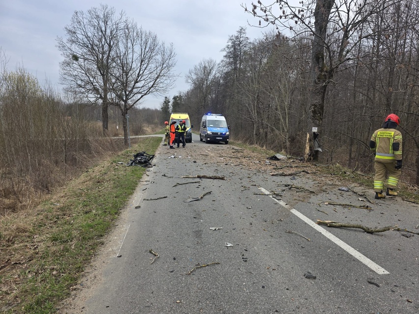 Śmiertelny wypadek koło Przezmarka zdjęcie nr 345410