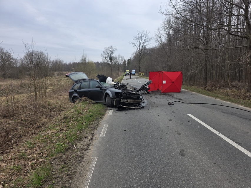 Śmiertelny wypadek koło Przezmarka zdjęcie nr 345412