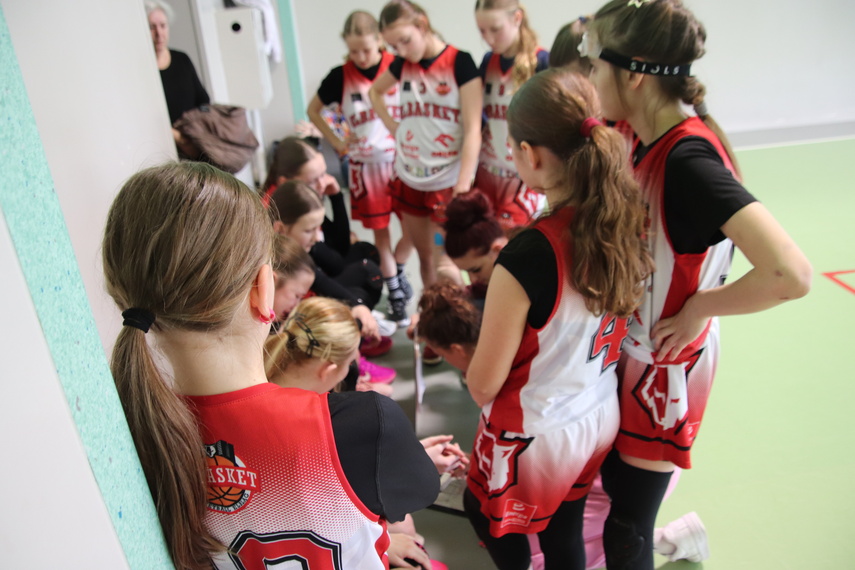 Elbasket: trzy dni emocji pod koszem zdjęcie nr 345523