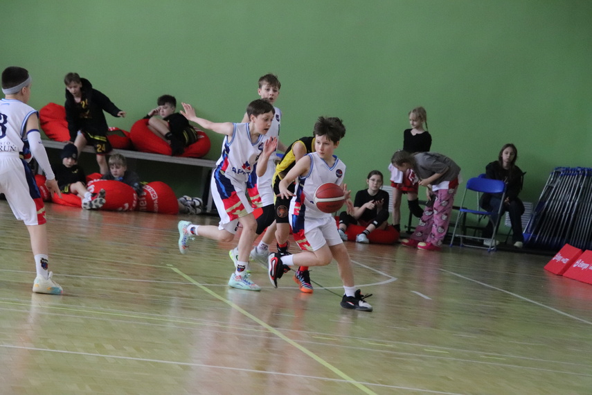 Elbasket: trzy dni emocji pod koszem zdjęcie nr 345430