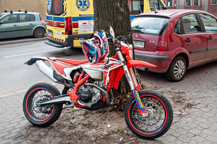 Uderzyła w motocyklistę zdjęcie nr 345635