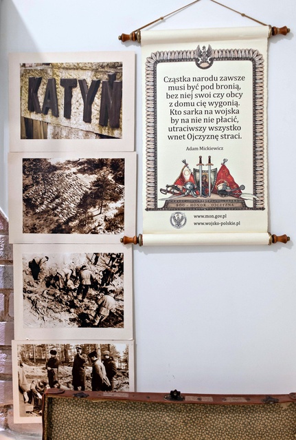 Katyńska wystawa w Kaponierze zdjęcie nr 345974