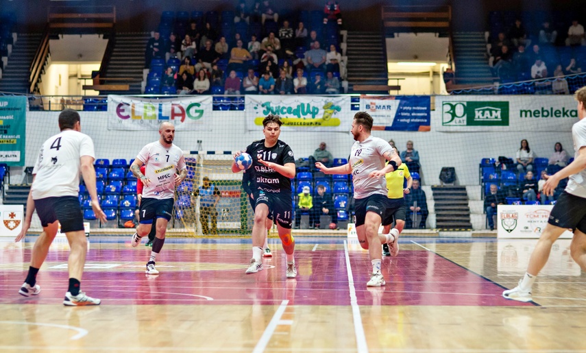 Niespodziewana przegrana Silvantu zdjęcie nr 345994