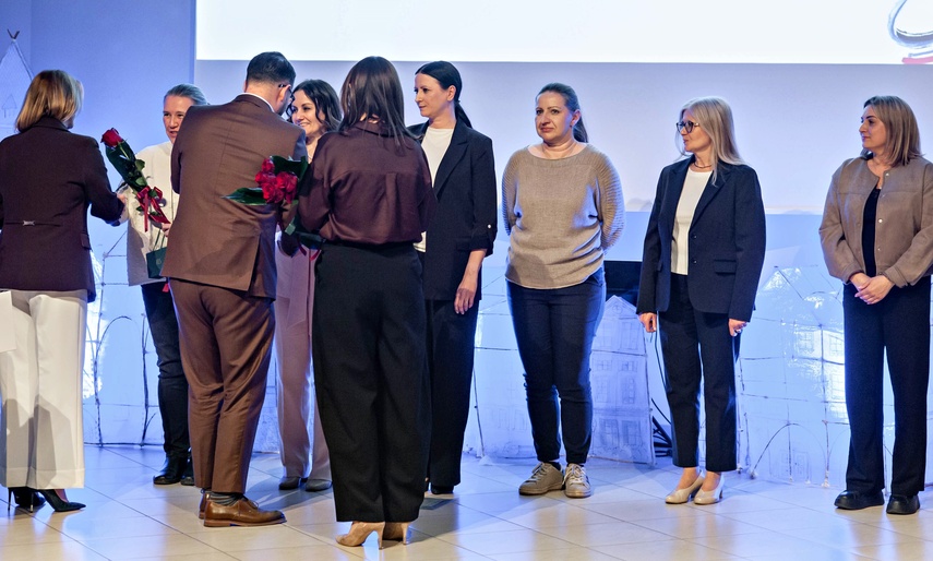 Warto pomagać zdjęcie nr 346068