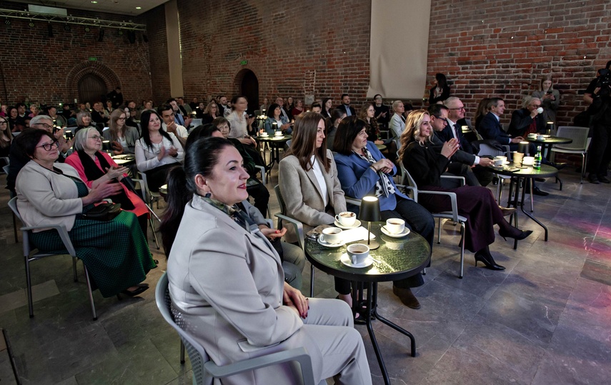 „Kultura i sztuka jest potrzebą serca” zdjęcie nr 346098