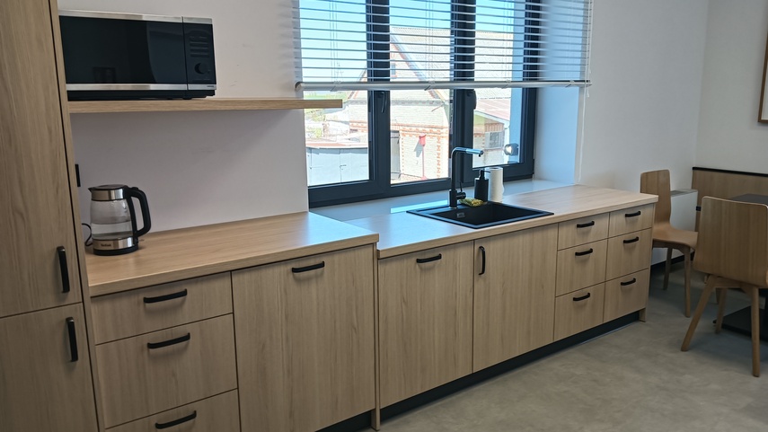 Urzędowe otwarcie z pompą  zdjęcie nr 346300