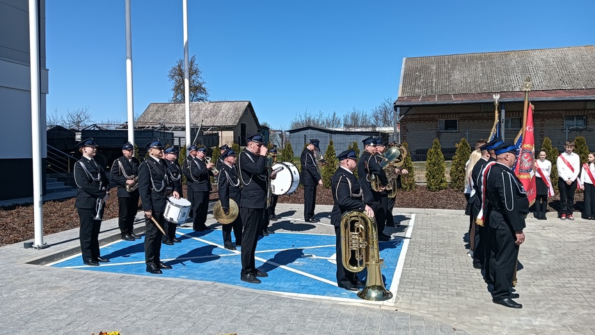 Urzędowe otwarcie z pompą  zdjęcie nr 346254