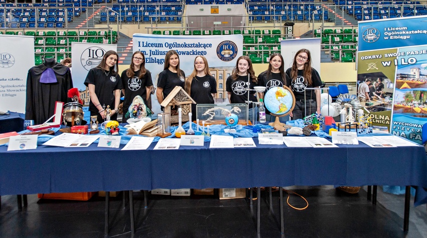 Młodzież szuka swojej przyszłości zdjęcie nr 346395