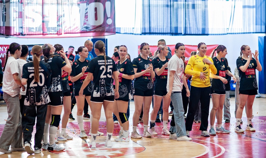 Zwycięstwo na koniec zdjęcie nr 346439