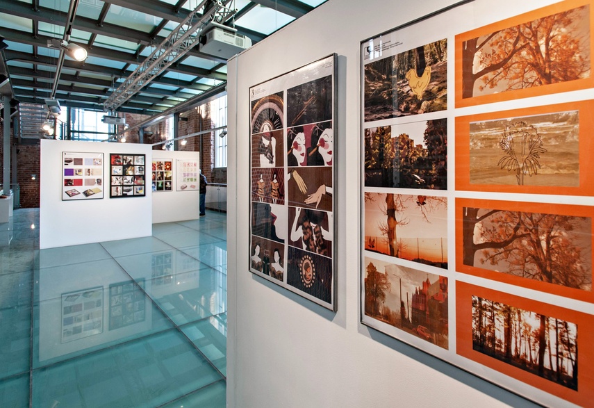 Absolwenci zaprezentowali swoją twórczość zdjęcie nr 346482