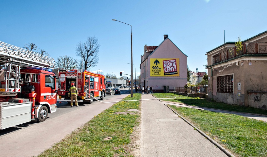 Pożar w pustostanie przy Robotniczej zdjęcie nr 347056
