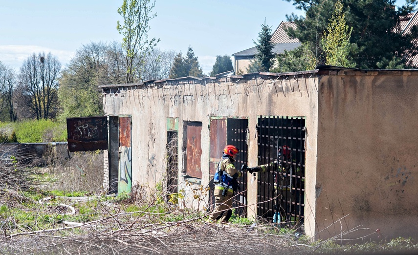 Pożar w pustostanie przy Robotniczej zdjęcie nr 347051
