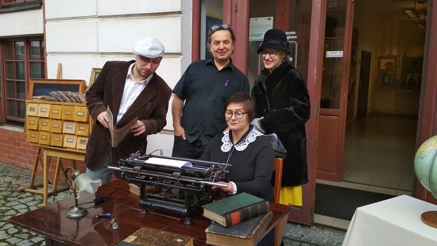 Pasja i pomysłowość, czyli co piszczy w WMBP w Elblągu zdjęcie nr 347118