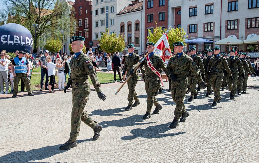 Uczcili rocznicę uchwalenia konstytucji zdjęcie nr 347249