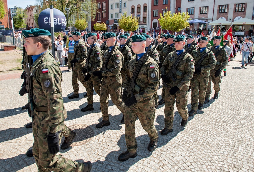 Uczcili rocznicę uchwalenia konstytucji zdjęcie nr 347250