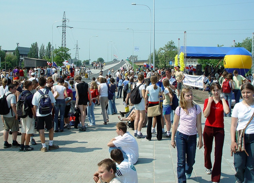 Trasą ku świetlanej przyszłości zdjęcie nr 347303