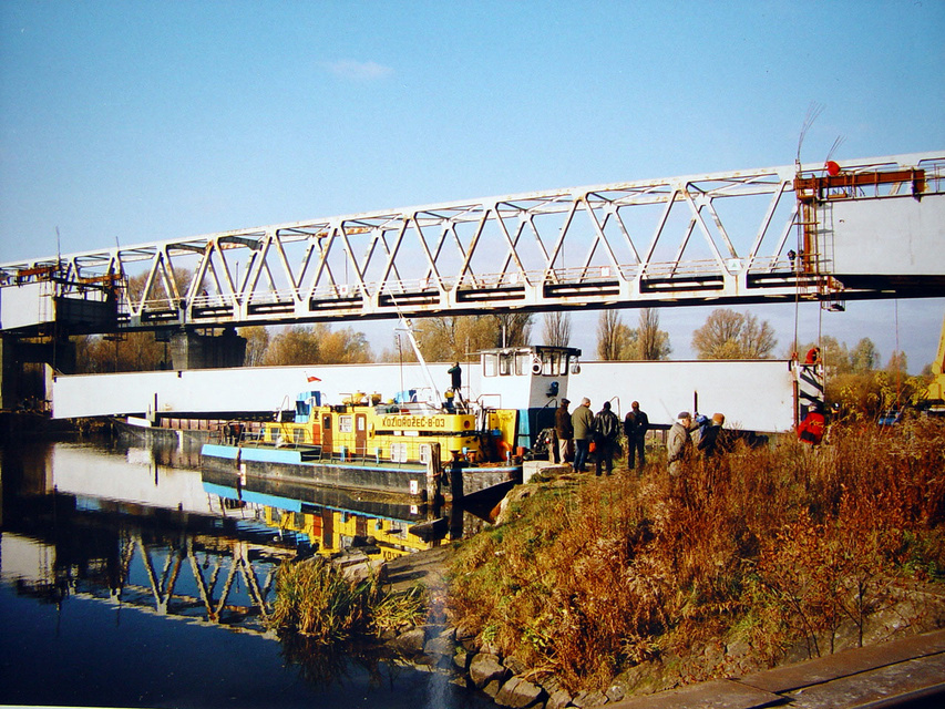 Trasą ku świetlanej przyszłości zdjęcie nr 347287