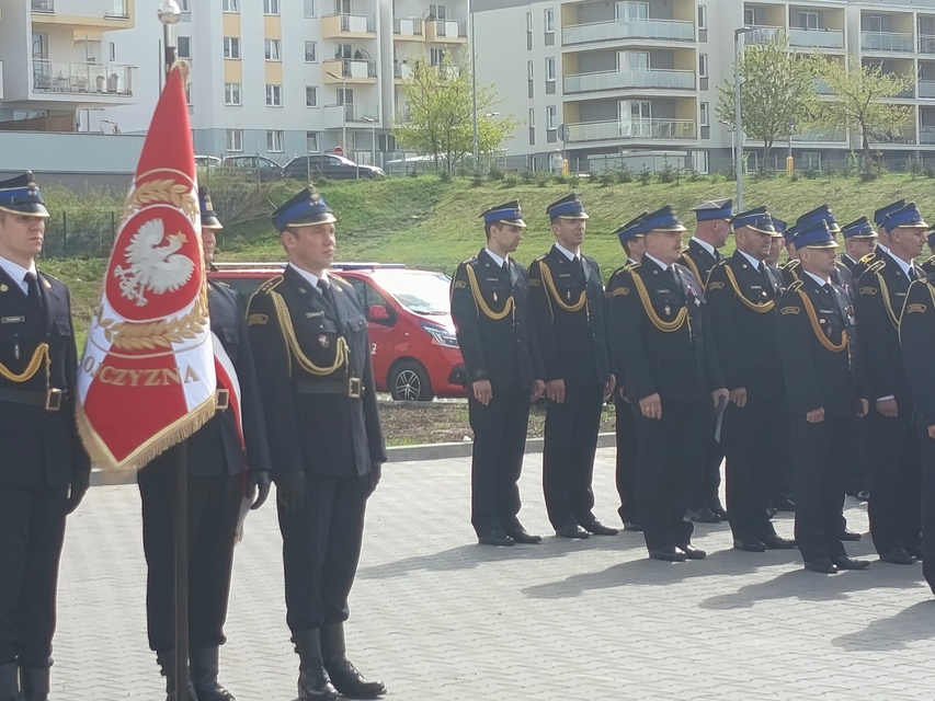 Świętowanie z nową halą do obrony cywilnej zdjęcie nr 347446