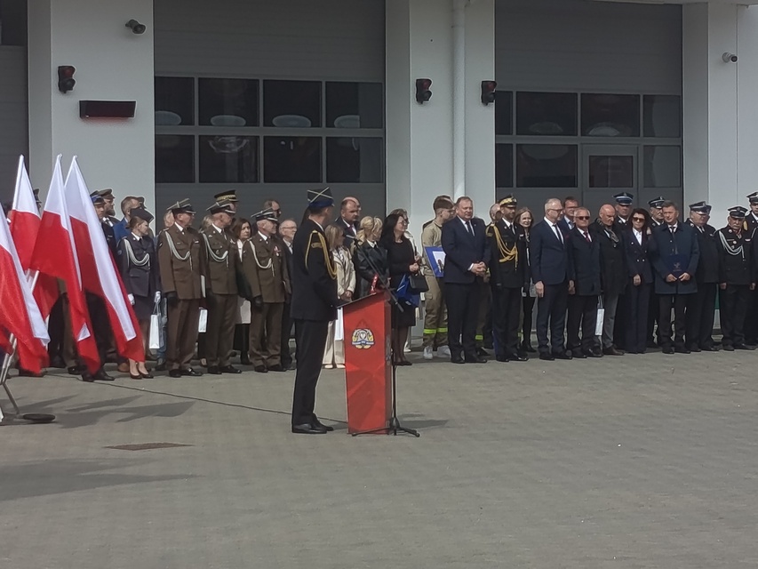 Świętowanie z nową halą do obrony cywilnej zdjęcie nr 347412