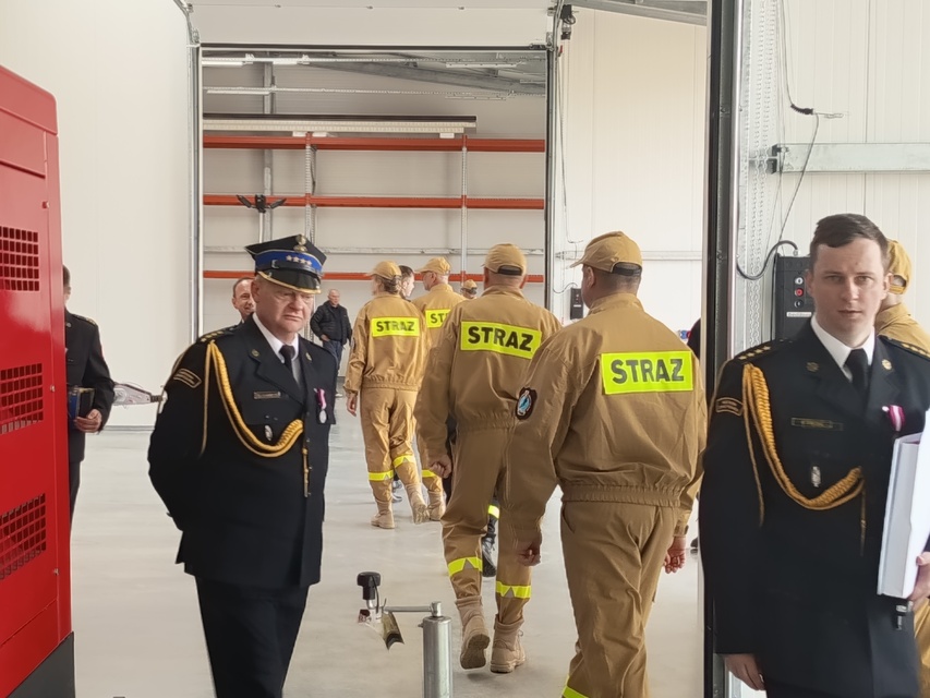 Świętowanie z nową halą do obrony cywilnej zdjęcie nr 347441