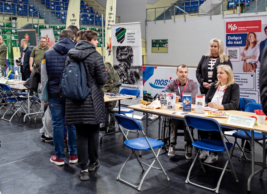 Szukali pracy i pracowników zdjęcie nr 347736