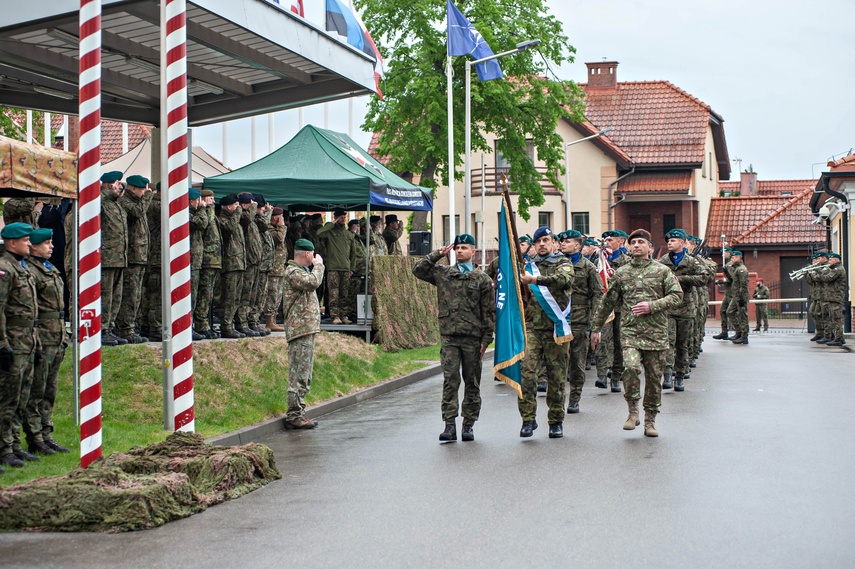 Wielonarodowa dywizja z nowym dowódcą zdjęcie nr 347848