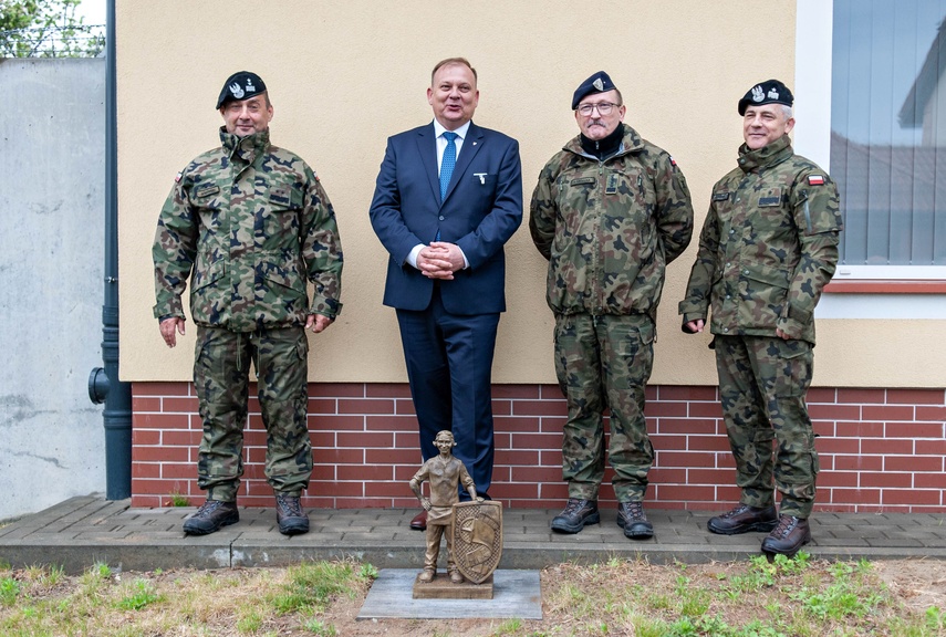 Wielonarodowa dywizja z nowym dowódcą zdjęcie nr 347852