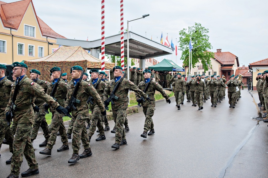 Wielonarodowa dywizja z nowym dowódcą zdjęcie nr 347849